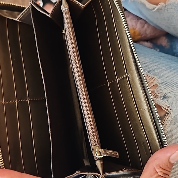 Gucci Wallet - Picture 4 of 7